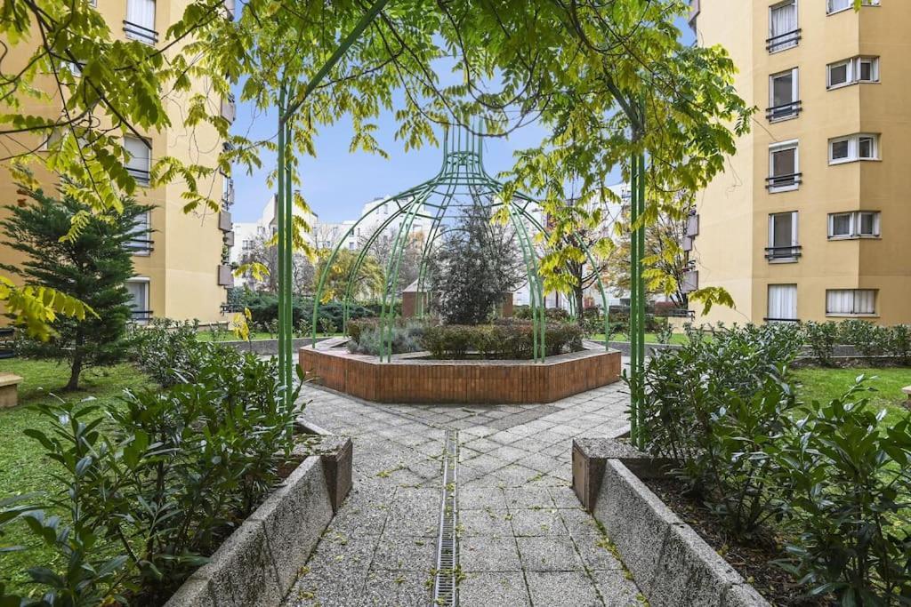 "Joie De Vivre" - Parisian Spacious & Charming Flat Asnieres-sur-Seine Exterior photo